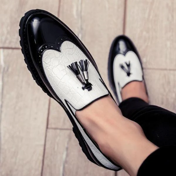 Casual Men's Dress Shoes With Tassel Flat Heel Loafers