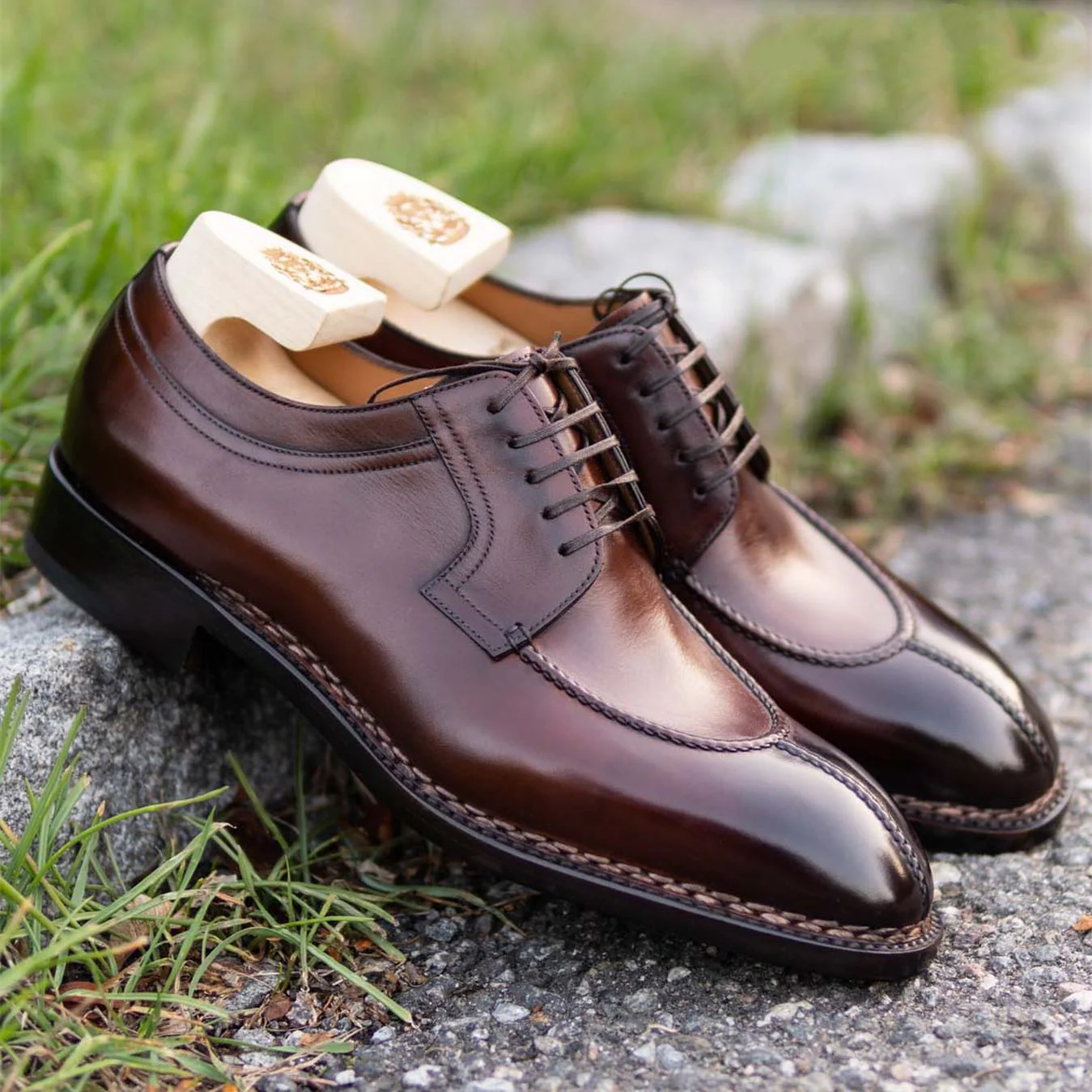 red-brown lace-up classic derby shoes