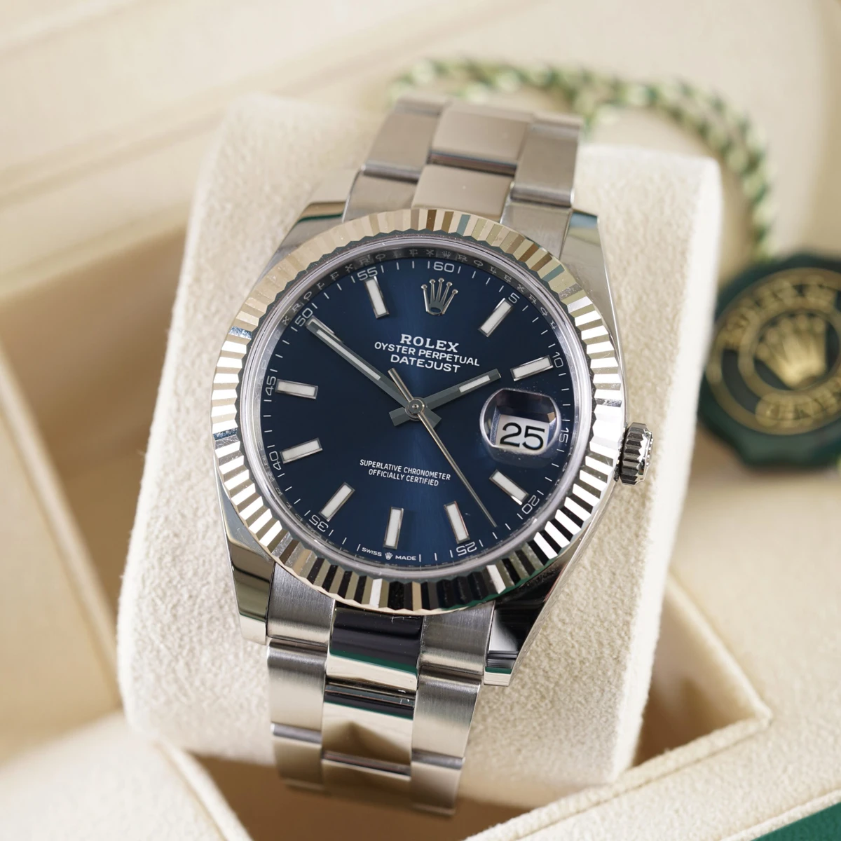 Datejust 41mm Oystersteel and white gold Men's Watch with blue dial