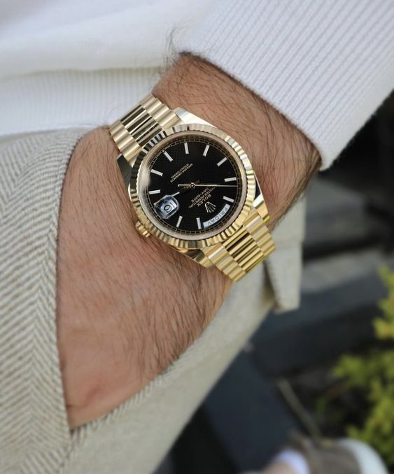 Rolex Day-Date 40 Onyx 10 Baguette Diamond Dial 18K Yellow Gold President Men's Watch 228238