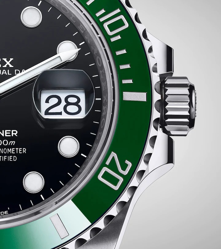 Submariner Date Kermit Green Bezel Men's Watch 41mm