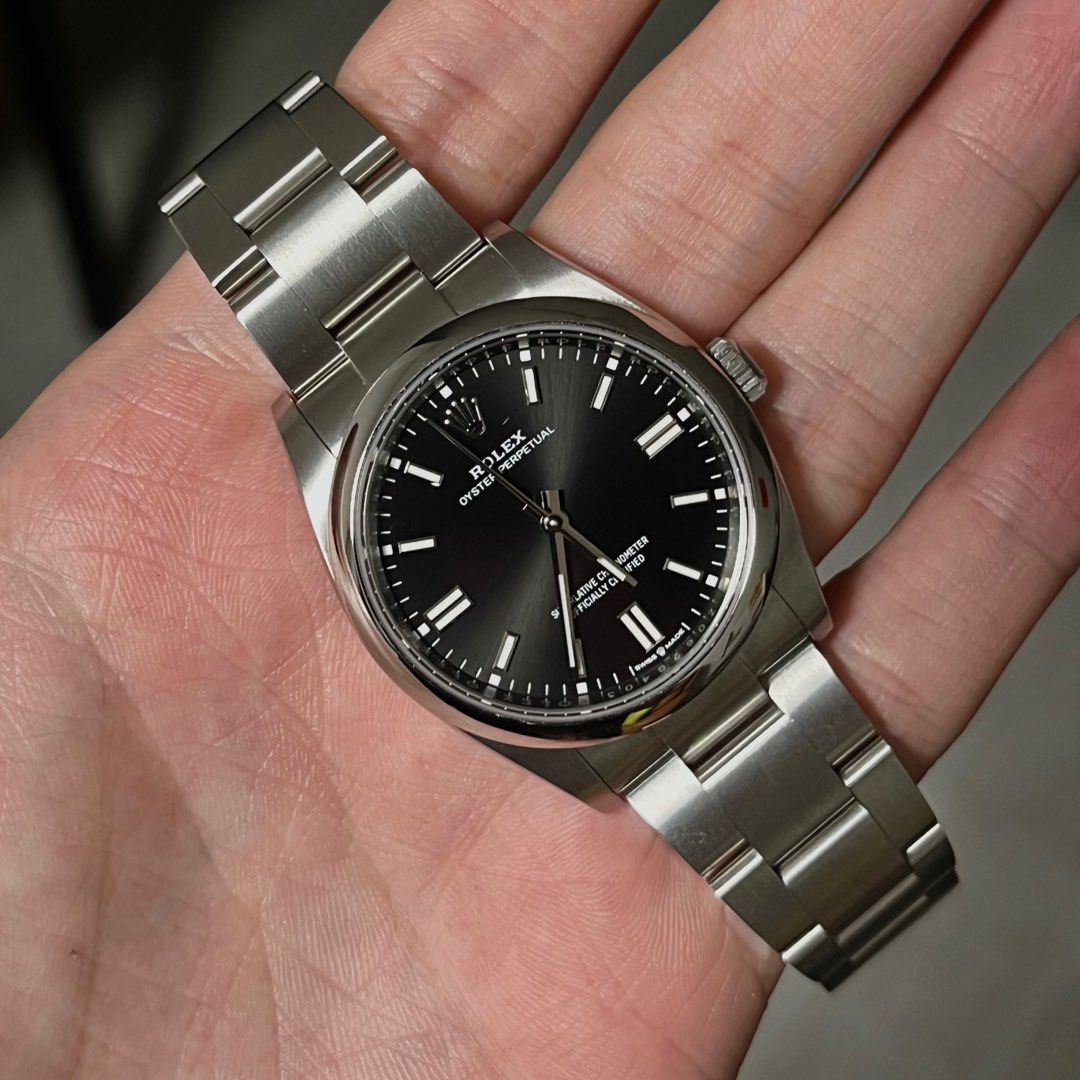 Rolex Oyster Perpetual 36 Black Dial Oyster Bracelet Watch 126000DONNA