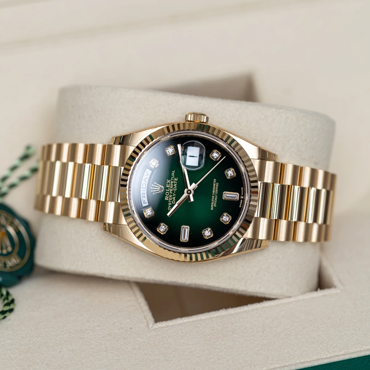 Rolex Oyster Perpetual DAY-DATE 36 m128238-0037