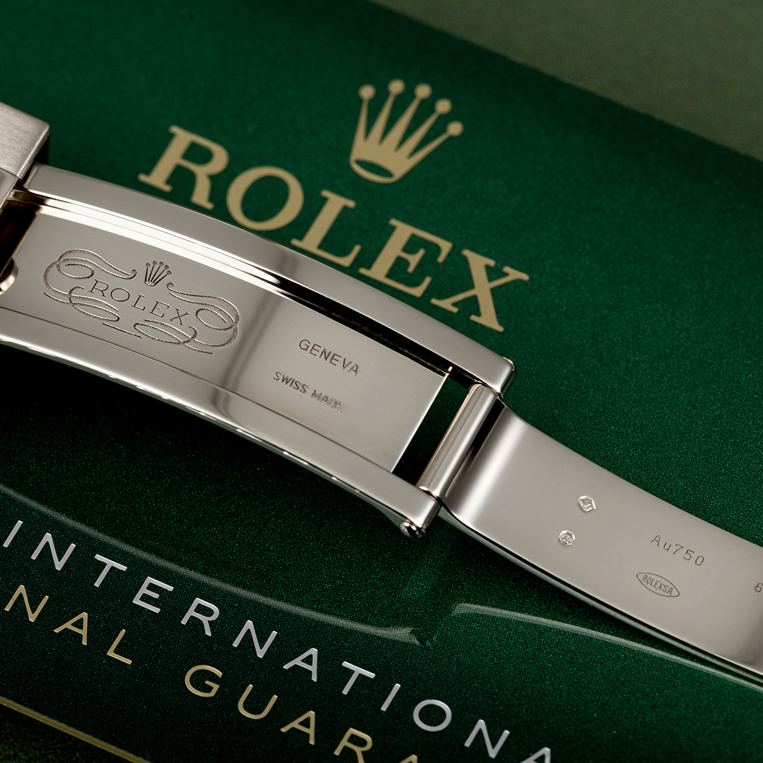 Rolex Daytona White Gold Black Dial Oysterflex Strap 116519LN-0025