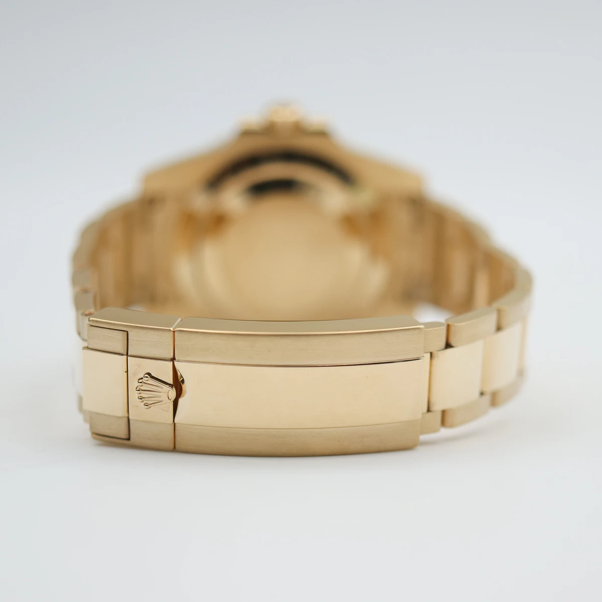 Submariner Date Solid 18k Yellow Gold Men's Watch 41mm