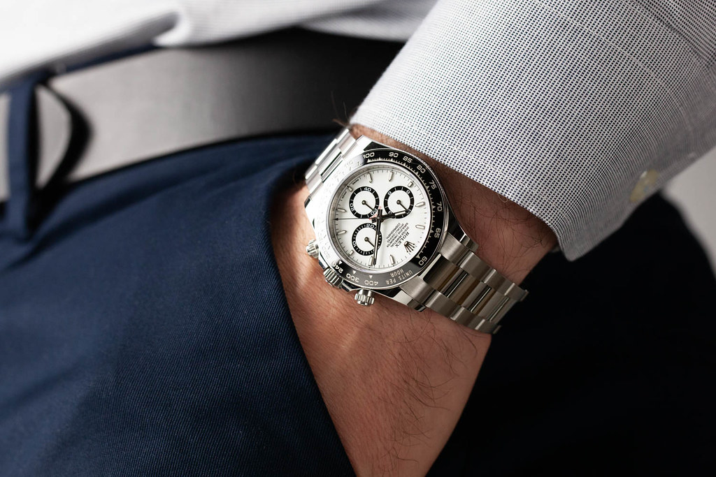 Rolex Cosmograph Daytona m116500ln Series White / Black 40 mm