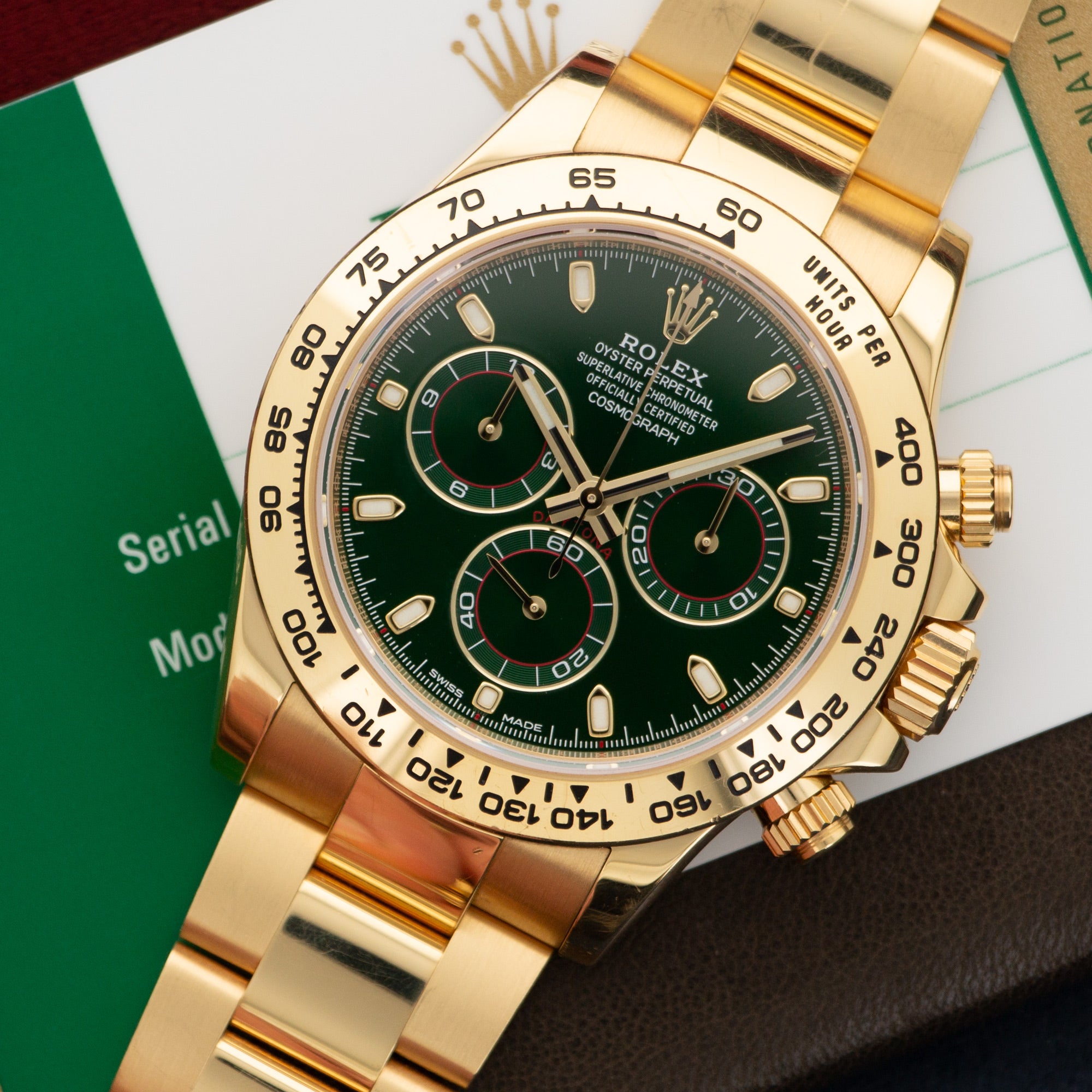 Rolex Daytona 18k Yellow Gold Oyster 40 mm 116508