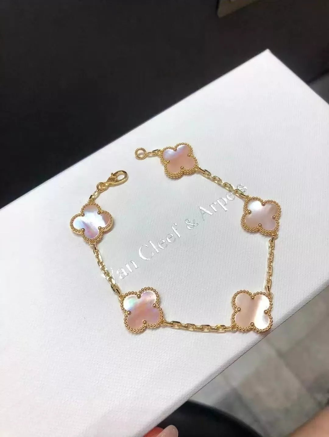 VCA 18k pink Mother-of-pearl Clover bracelet