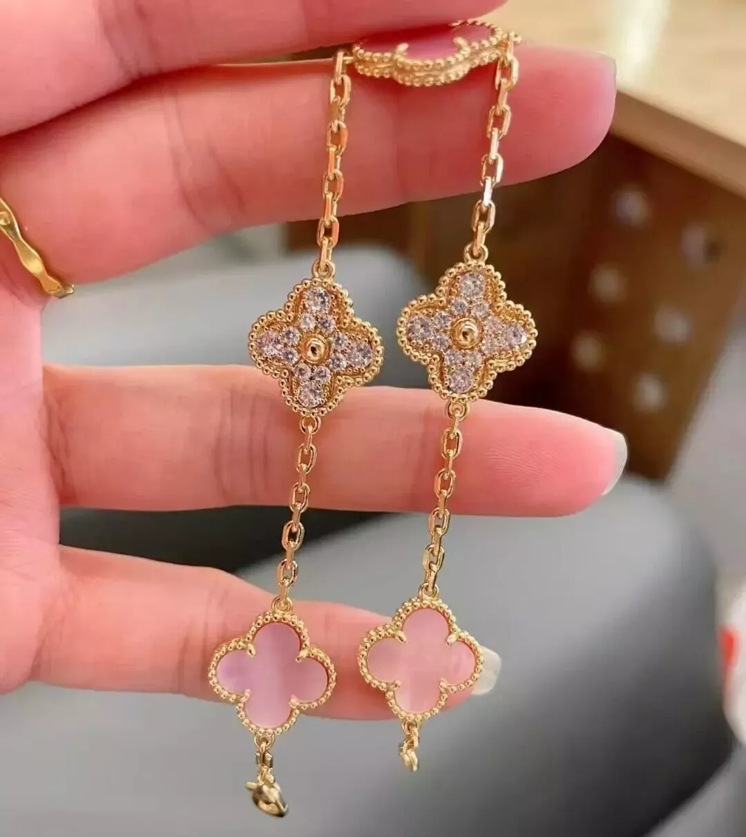 Van Cleef & Arpels Vintage Alhambra Bracelet 5 motifs 18K Yellow Gold Bracelet