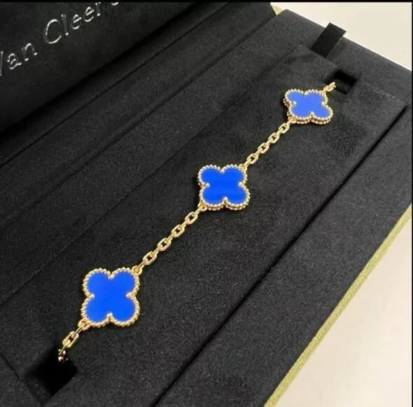 Van Cleef & Arpels Bracelet Vintage Alhambra 18K Gold 5Motifs Agate Bracelet