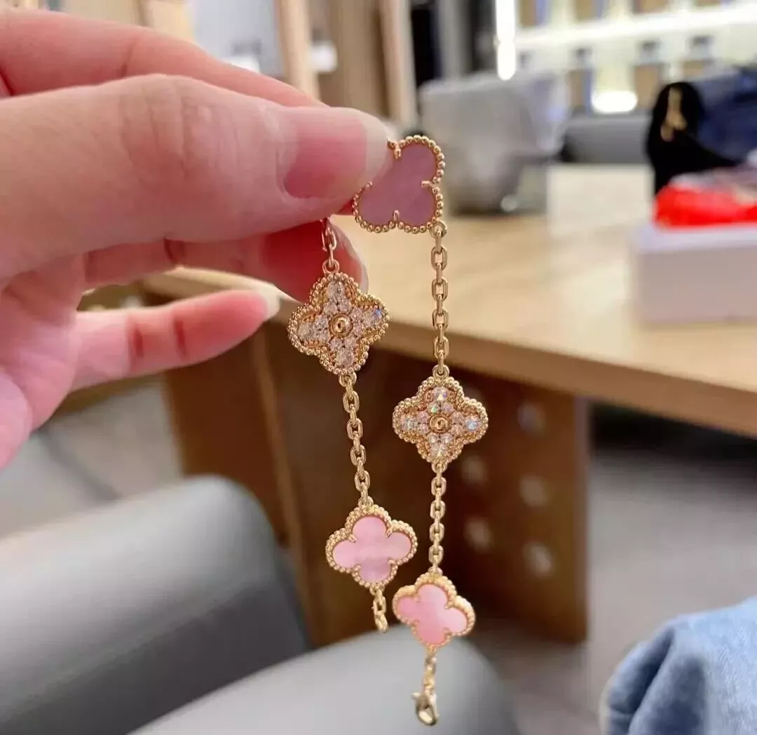 Van Cleef & Arpels Vintage Alhambra Bracelet 5 motifs 18K Yellow Gold Bracelet