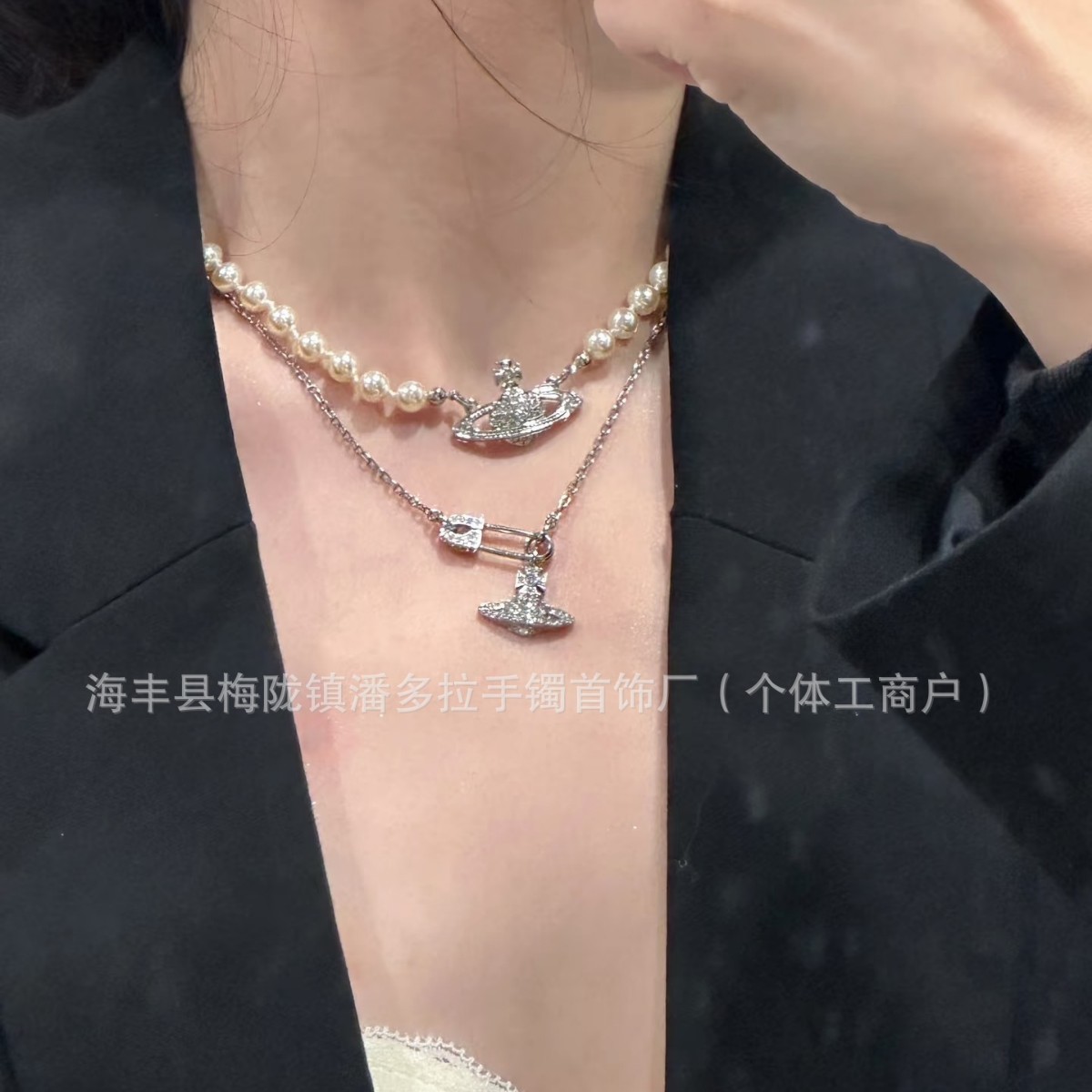 High Version Western Queen Mother Vivian Pearl Necklace Saturn Classic White Diamond Pink Diamond Clavicle Chain High Goods