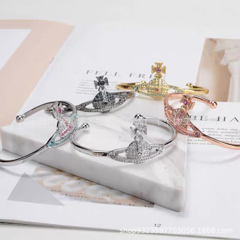 High Version Queen Mother vivi  luxuryreplica Vivian Full Diamond Temperament Personality Large Saturn Open Bracelet Bracelet
