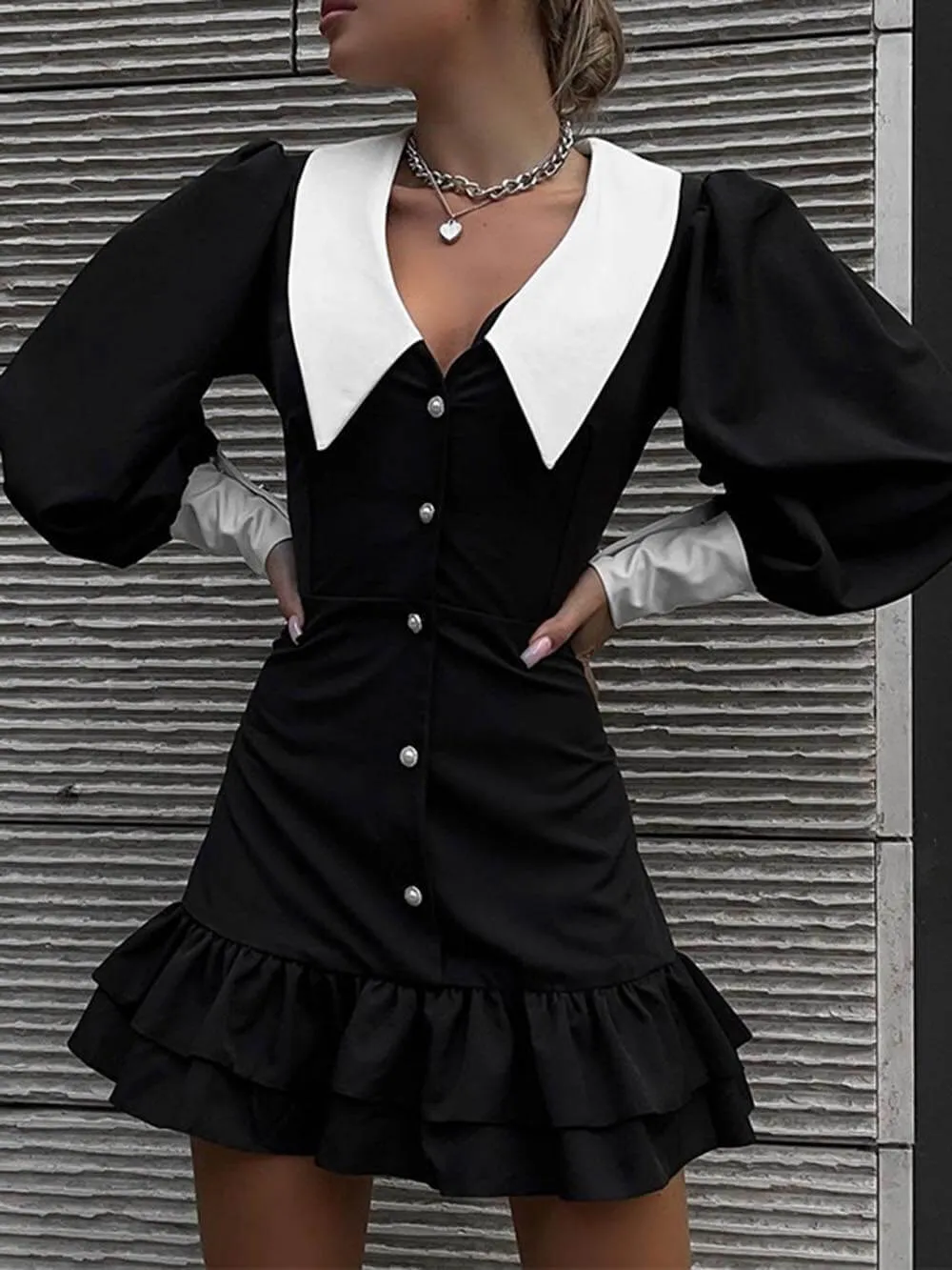 Fashionable Color-Blocked Lapel Lady-Style Hip Dress