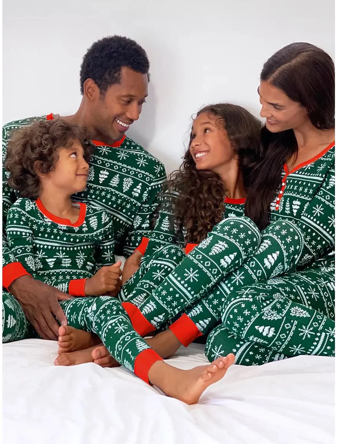 Christmas Snowflake Trees Family Pajamas Sets