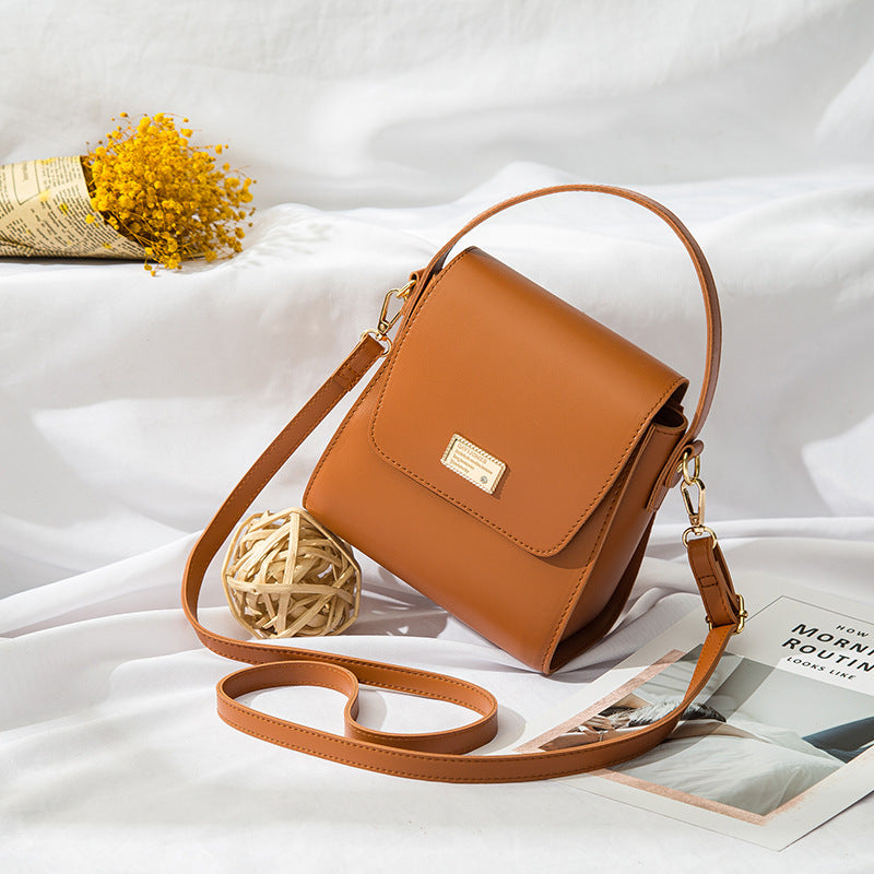 Ladies Vintage Leather Phone Bag