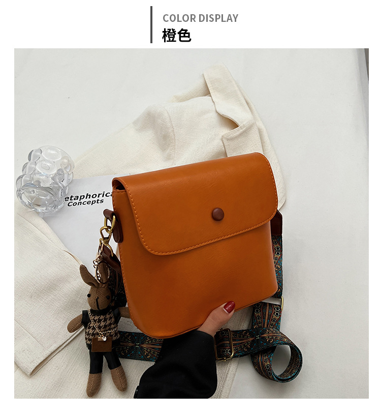 Wide Strap Crossbody Bag