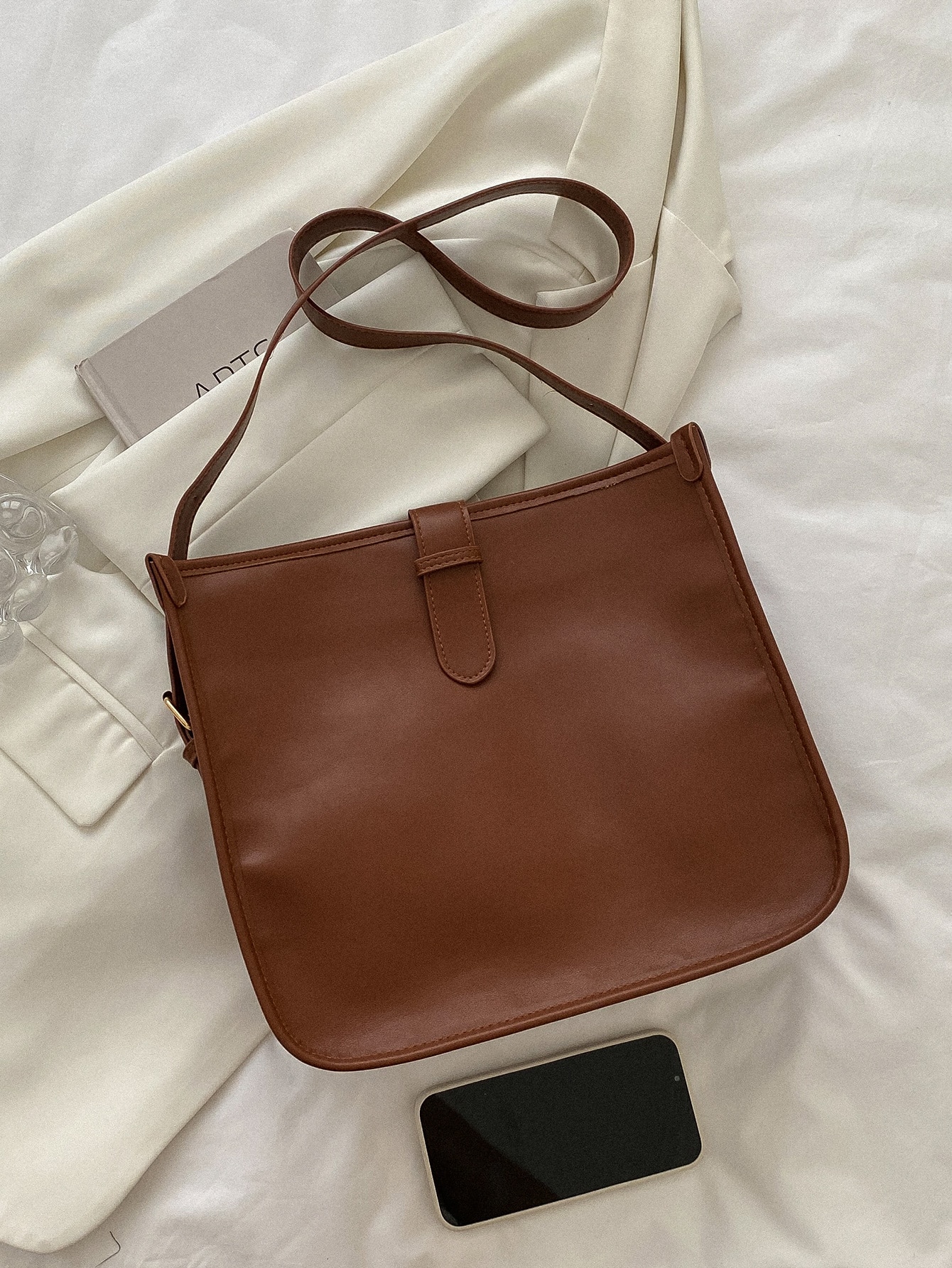 Stitch details square pack