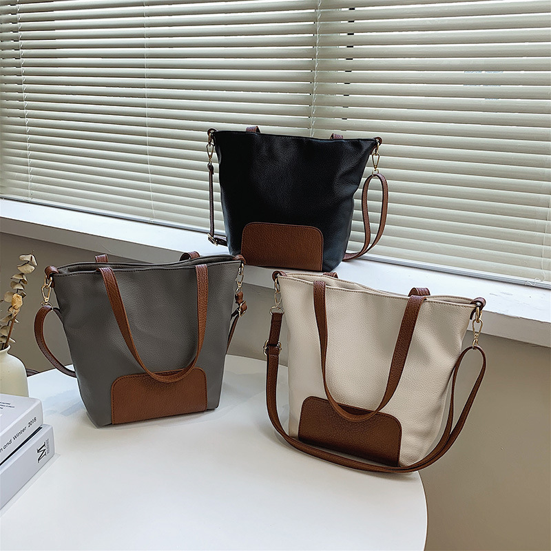 New Casual Retro Large Capacity PU Female College Tote Bag