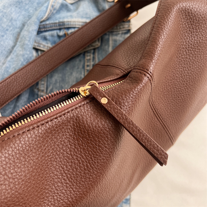 Personality Single Shoulder Large Capacity Tote Bag