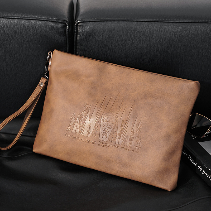 2023 New Men's Trendy Brand Retro Fashion Commuter Wristlet Bag