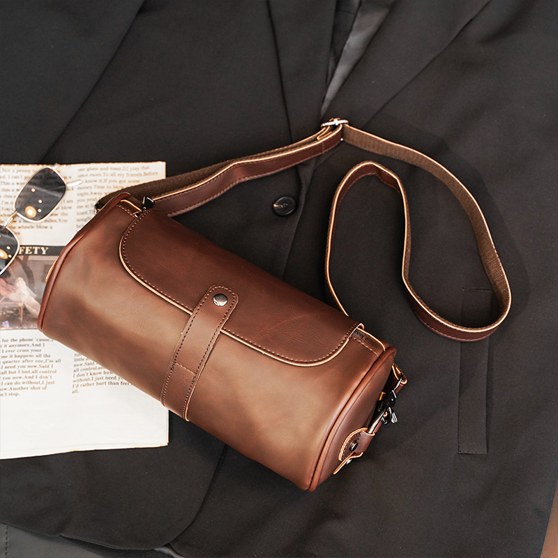 New Personality Design Fashion Retro Fashion Men's Small Leather Bag