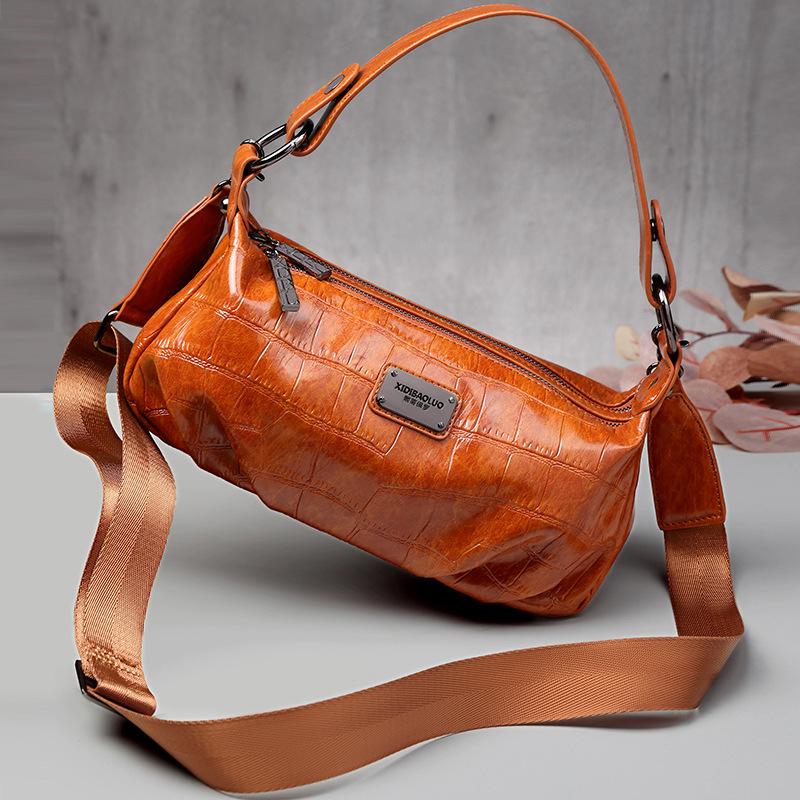 Retro style one-shoulder, cross-slung cloud crease bag