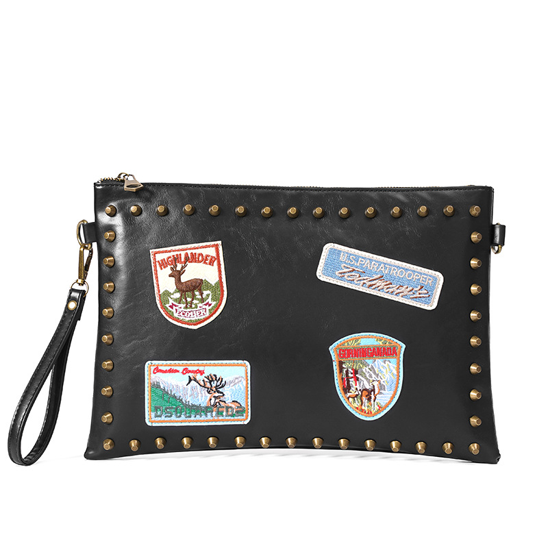 Fashion Fashion Brand Rivet Badge Clutch
