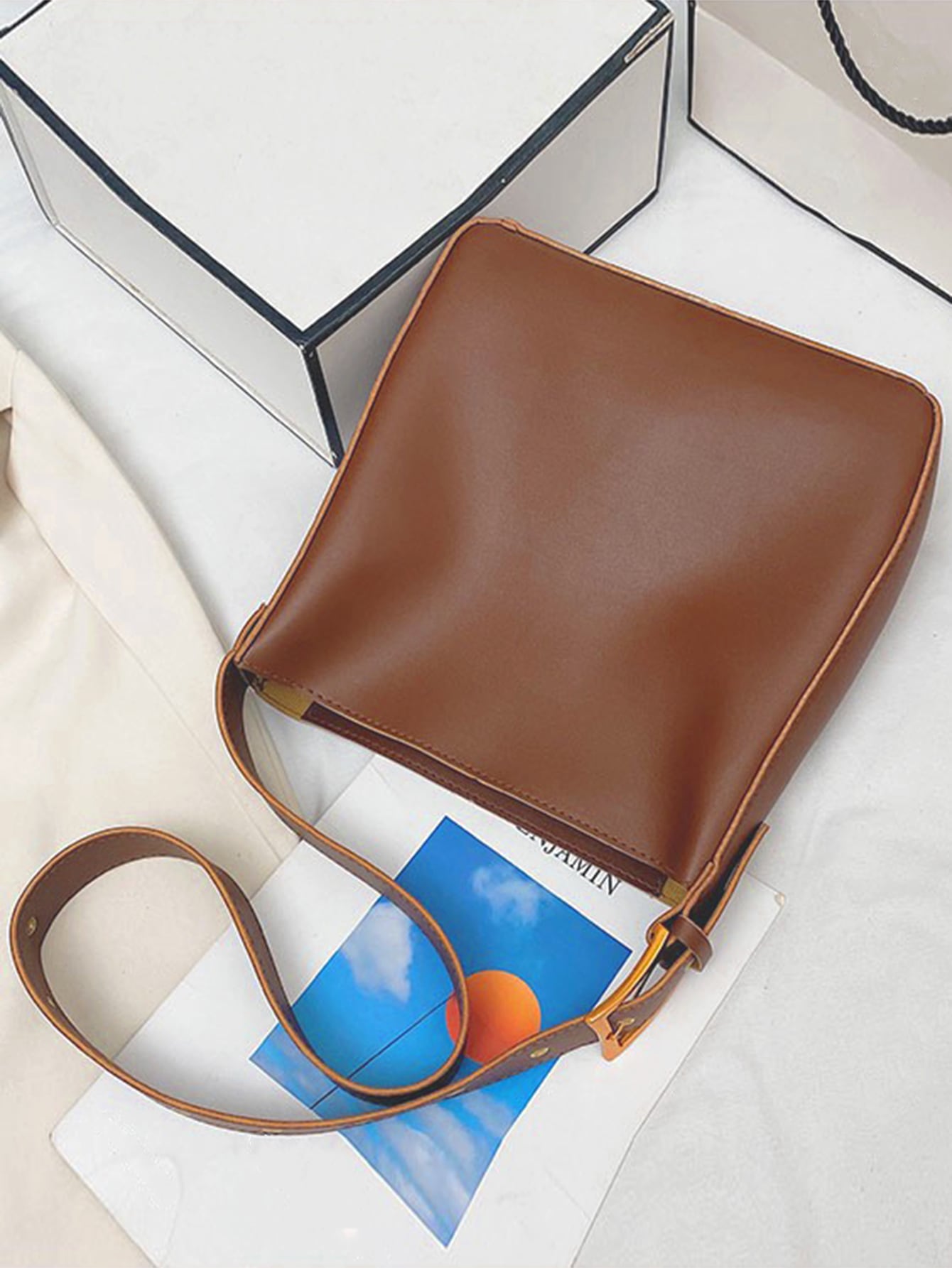 Eyelet detail square bag