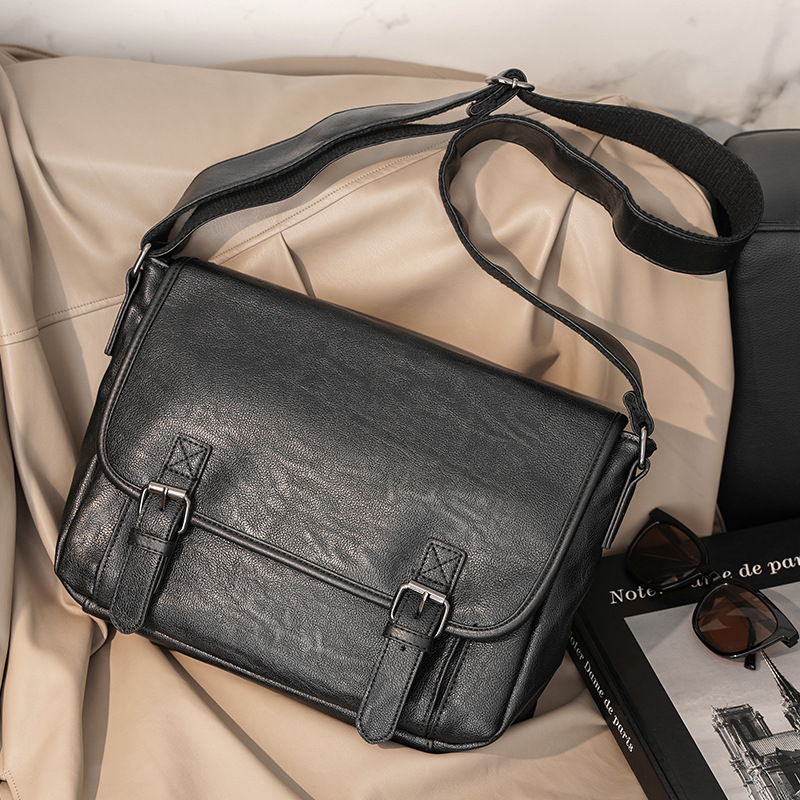 Fashion Casual Light Business Men's Shoulder File Messenger Bag