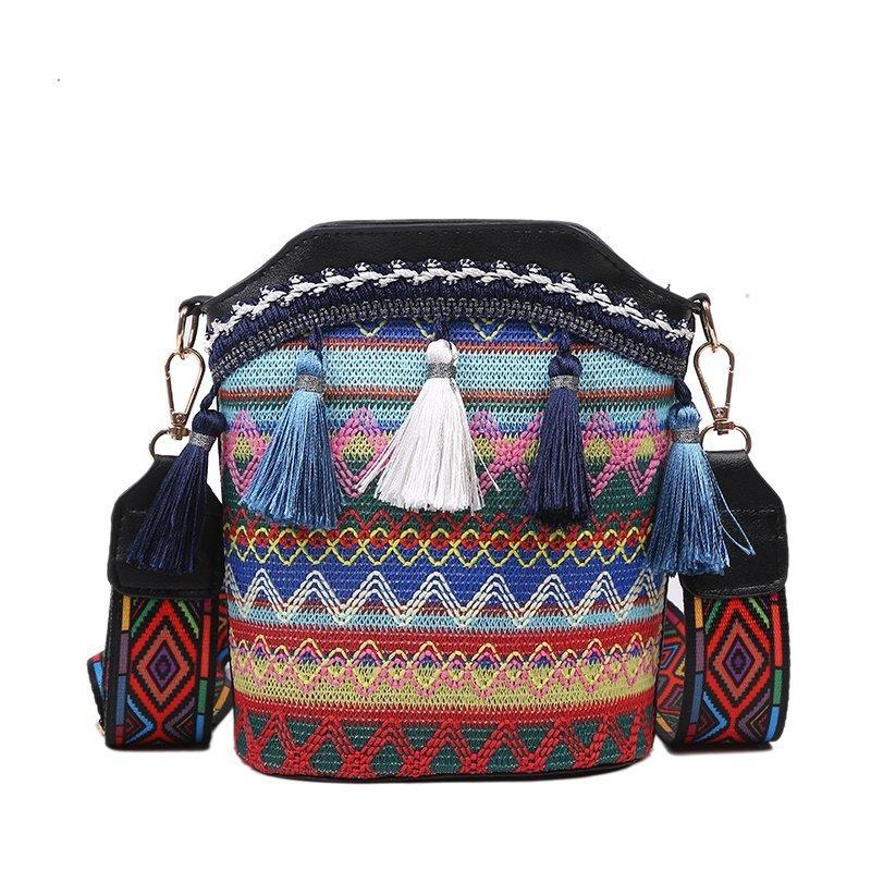 Ladies ethnic style personality one-shoulder messenger bag tassel bucket bag