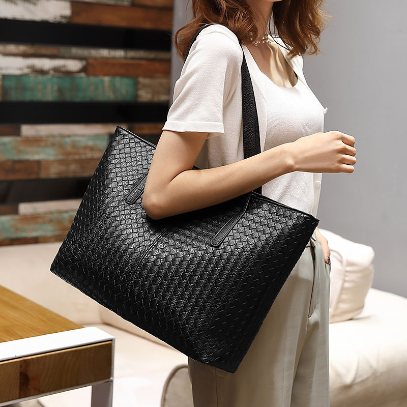 Woven Bag Large Capacity Shoulder Bag Fashion Casual Tote