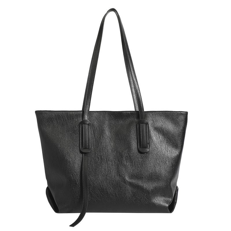 Large Capacity Soft Leather Bag Women's 2022 New Joker Shoulder Bag Fashion Portable Tote Bag