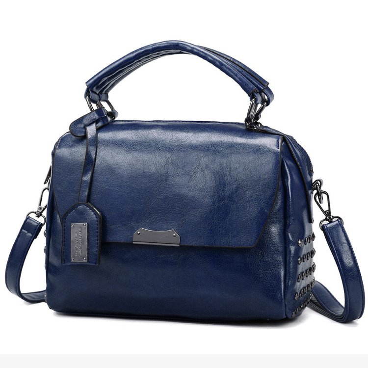 Large Capacity Retro Wax Leather Women's Bag