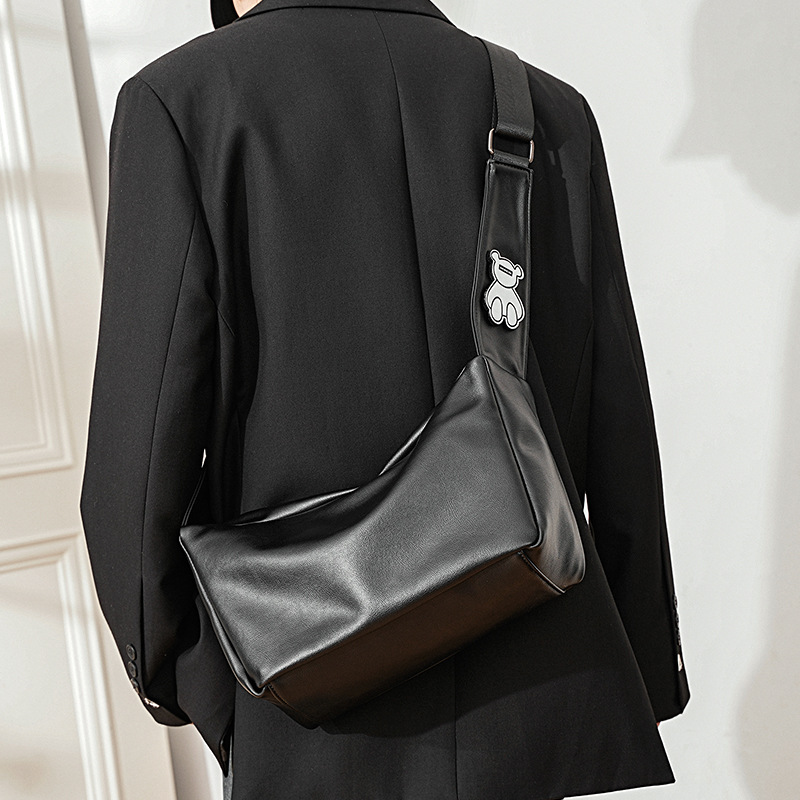 2023 Fashion Brand Fashion Simple Crossbody Bear Ride Backpack