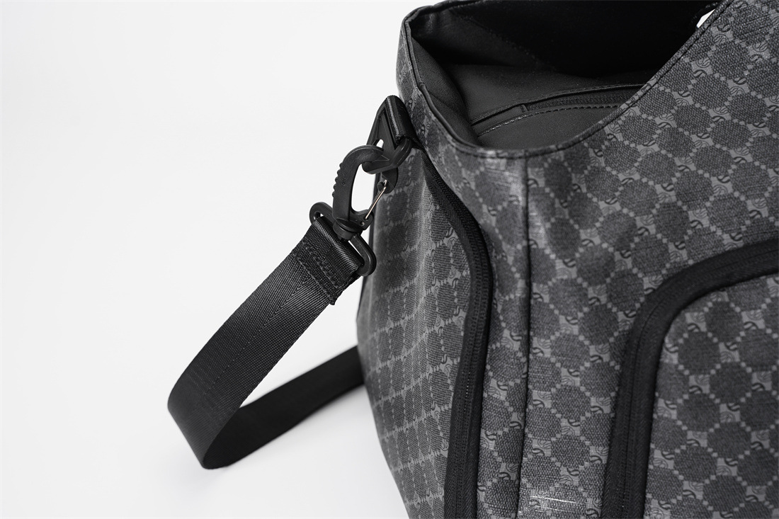 Large Capacity Fitness Bag Independent Shoe Position Short Travel Bag Luggage Bag Sports Satchel