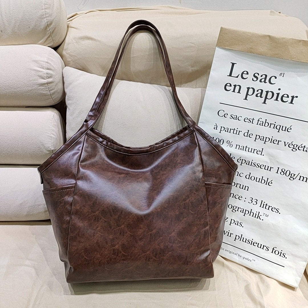 New Cross-border European And American Retro Oil Wax Plant Soft Large Capacity Shoulder Simple Women's Bag