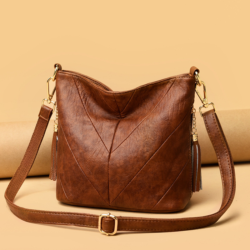 Classic Joker Handheld Tassel Cross Shoulder Bucket Bag