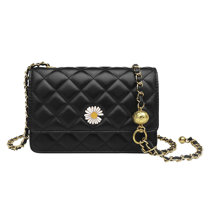 Little Chrysanthemum Diamond Chain Bag