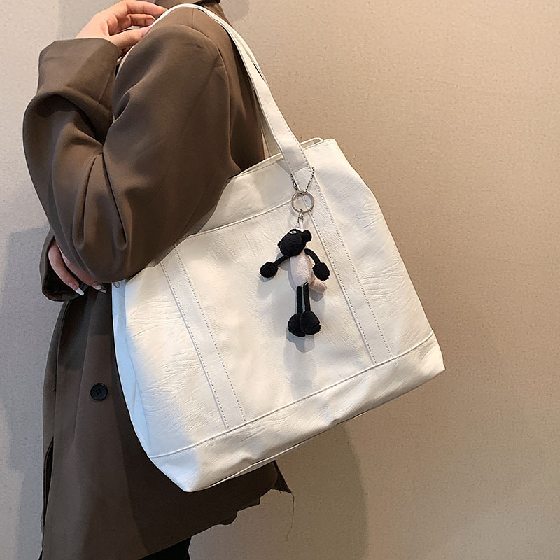 Retro Simple Tote Soft Leather