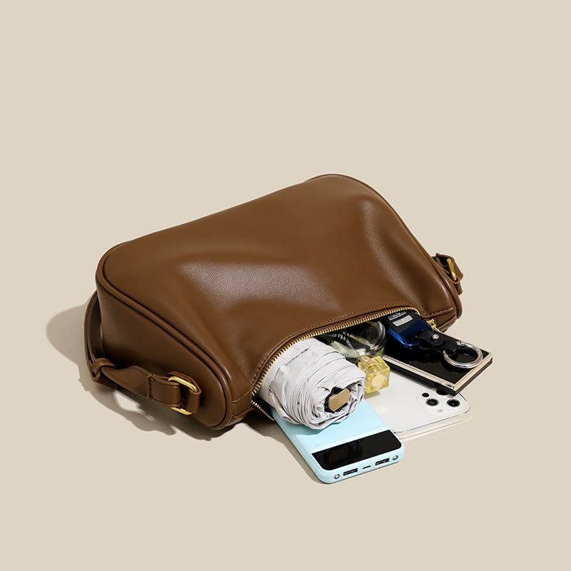 Soft Bag Baguette Bag New Casual Joker Tide Shoulder Bag Messenger Bag Women's Bag