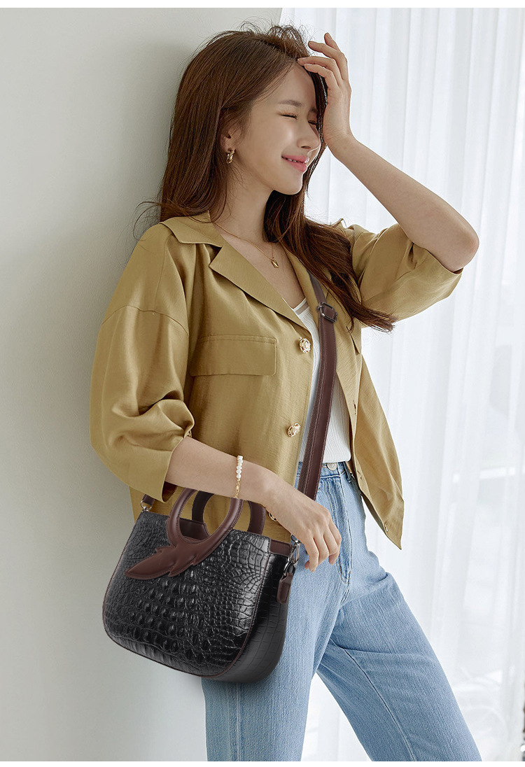 New Fashion Joker Banquet Retro Crocodile Single Shoulder Crossbody Bag