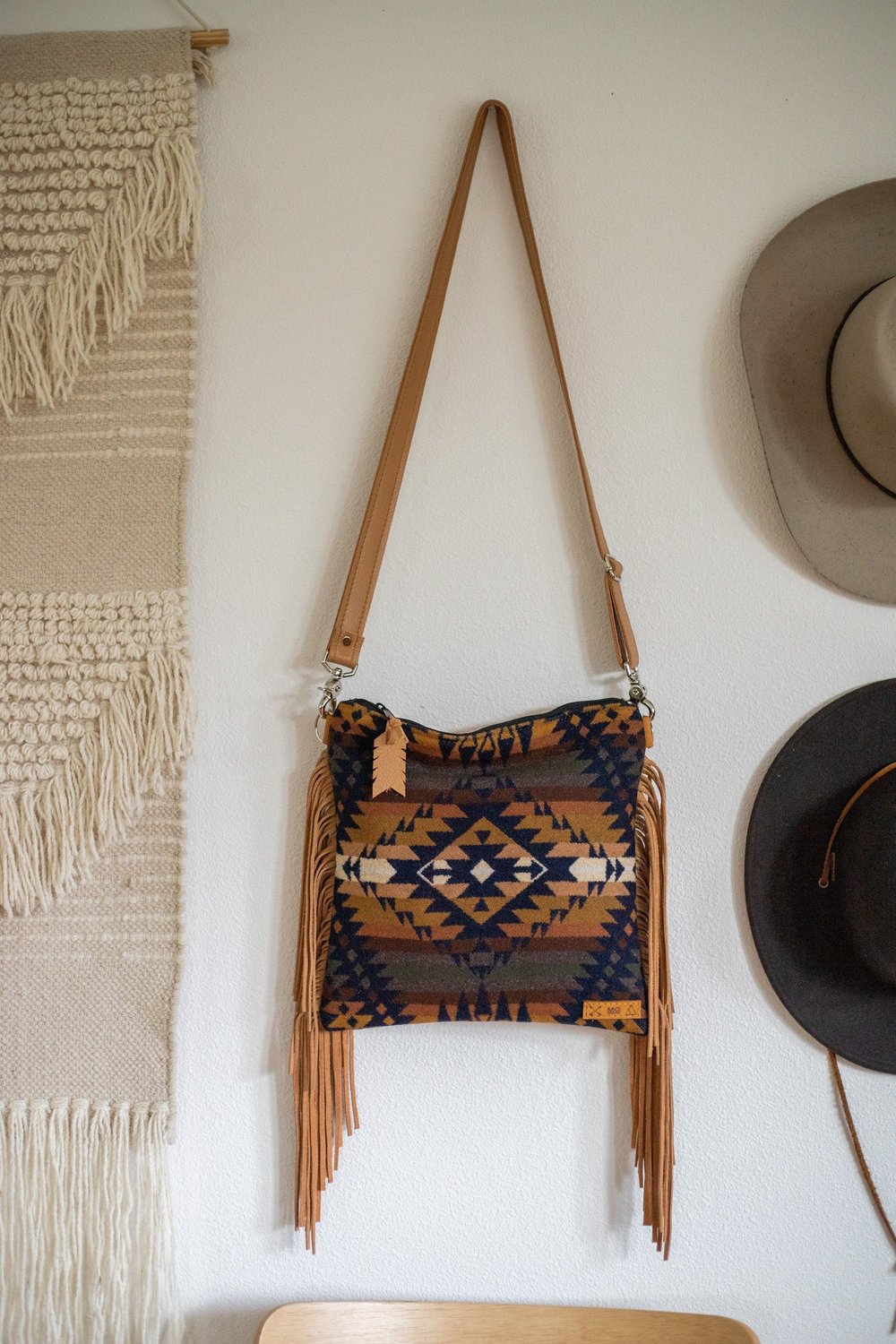 FRINGE CROSSBODY PURSE IN NAVY AND OLIVE WOOL