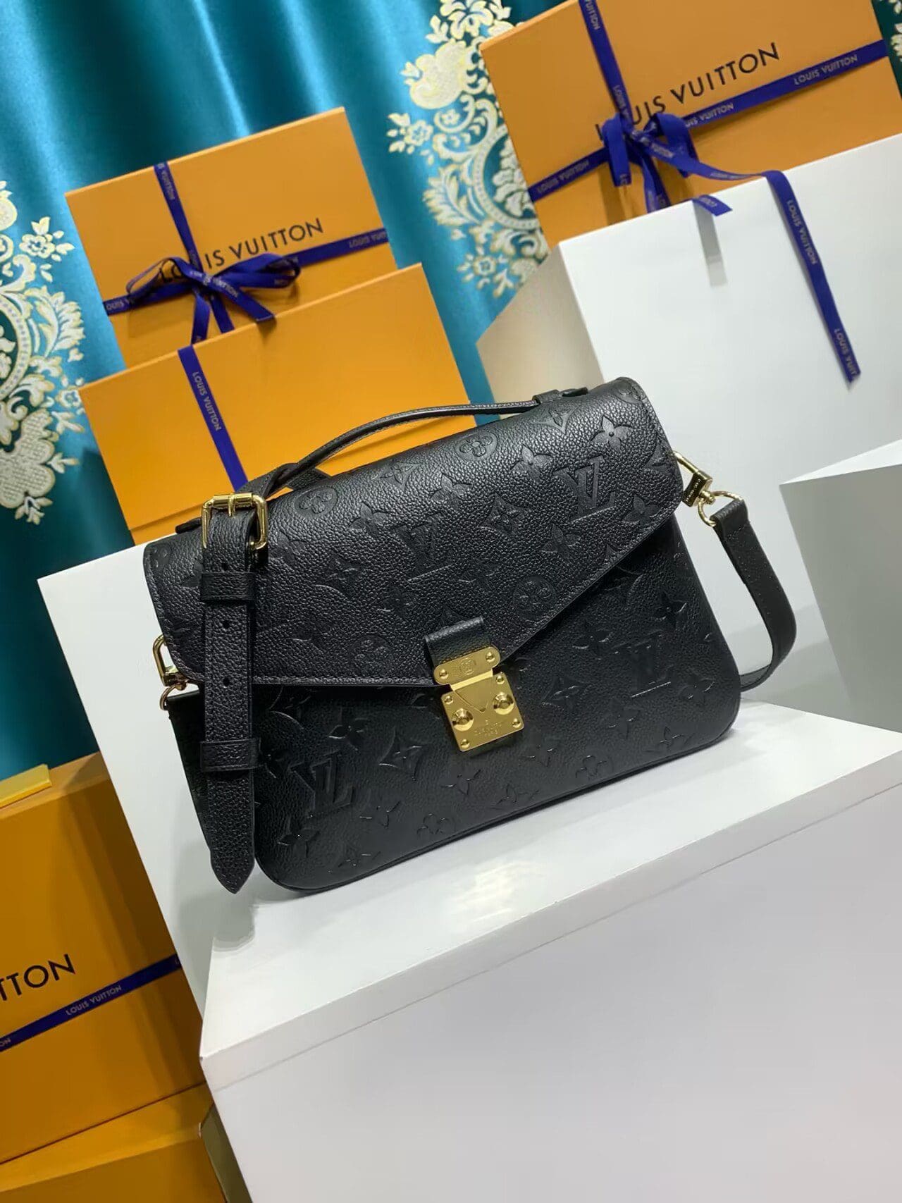 Louis Vuitton M41487 Pochette Metis - SILKROAD