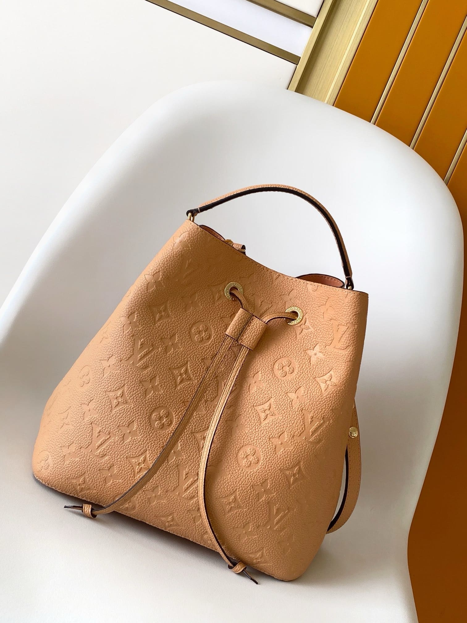 Louis Vuitton M11815 NéoNoé MM - SILKROAD