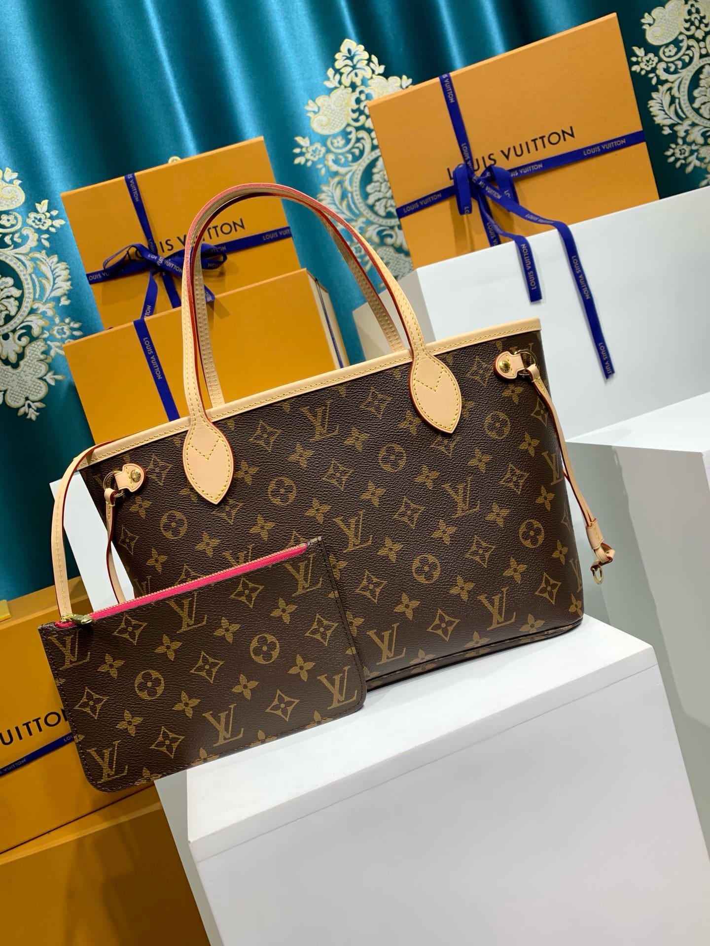 Louis Vuitton M41245 Neverfull PM - SILKROAD