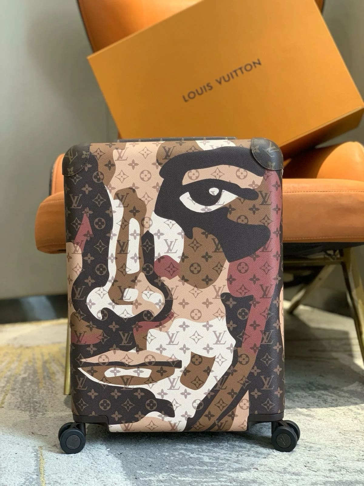 Louis Vuitton M10264 Horizon 55 - SILKROAD
