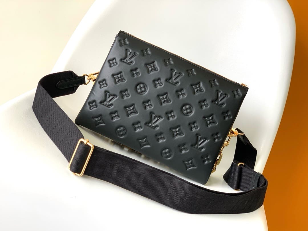 Louis Vuitton M21260 Coussin PM - SILKROAD