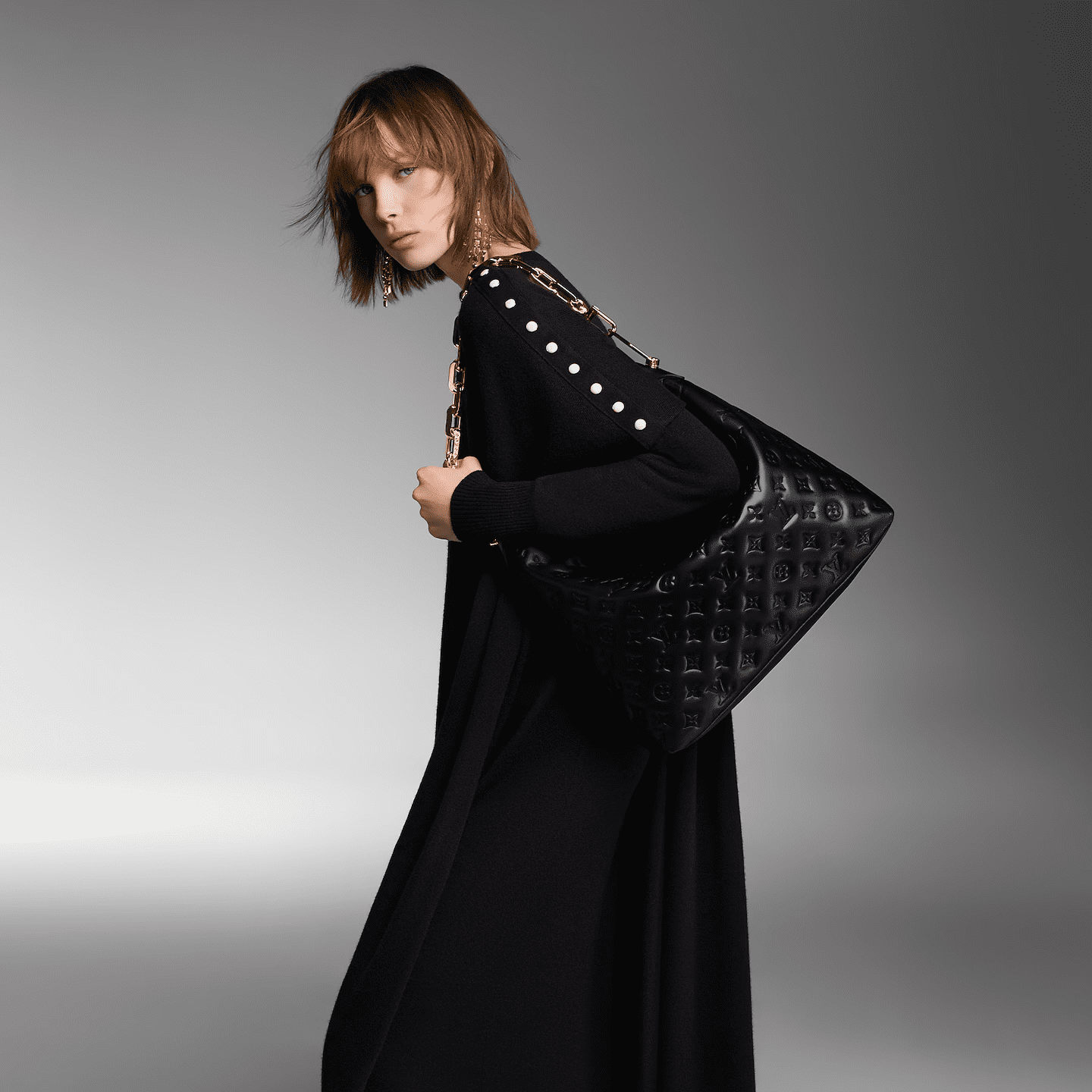 Louis Vuitton M12068 Coussin Hobo MM - SILKROAD