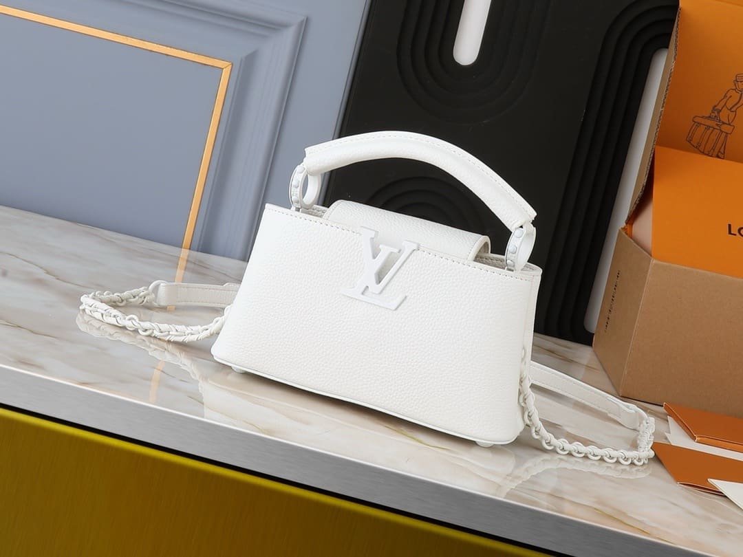Louis Vuitton M23956 Capucines East-West Mini - SILKROAD